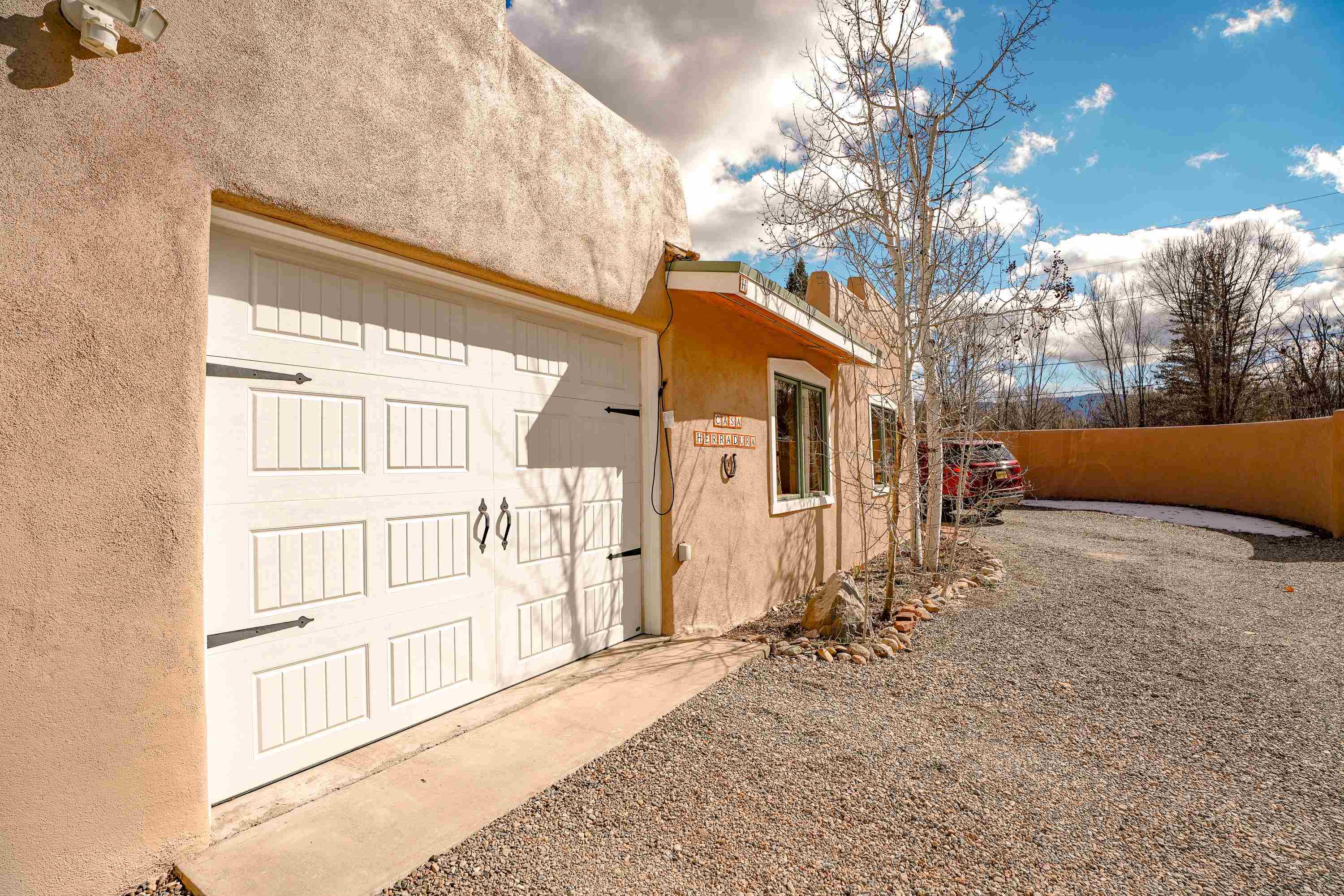 525 La Lomita Unit: H