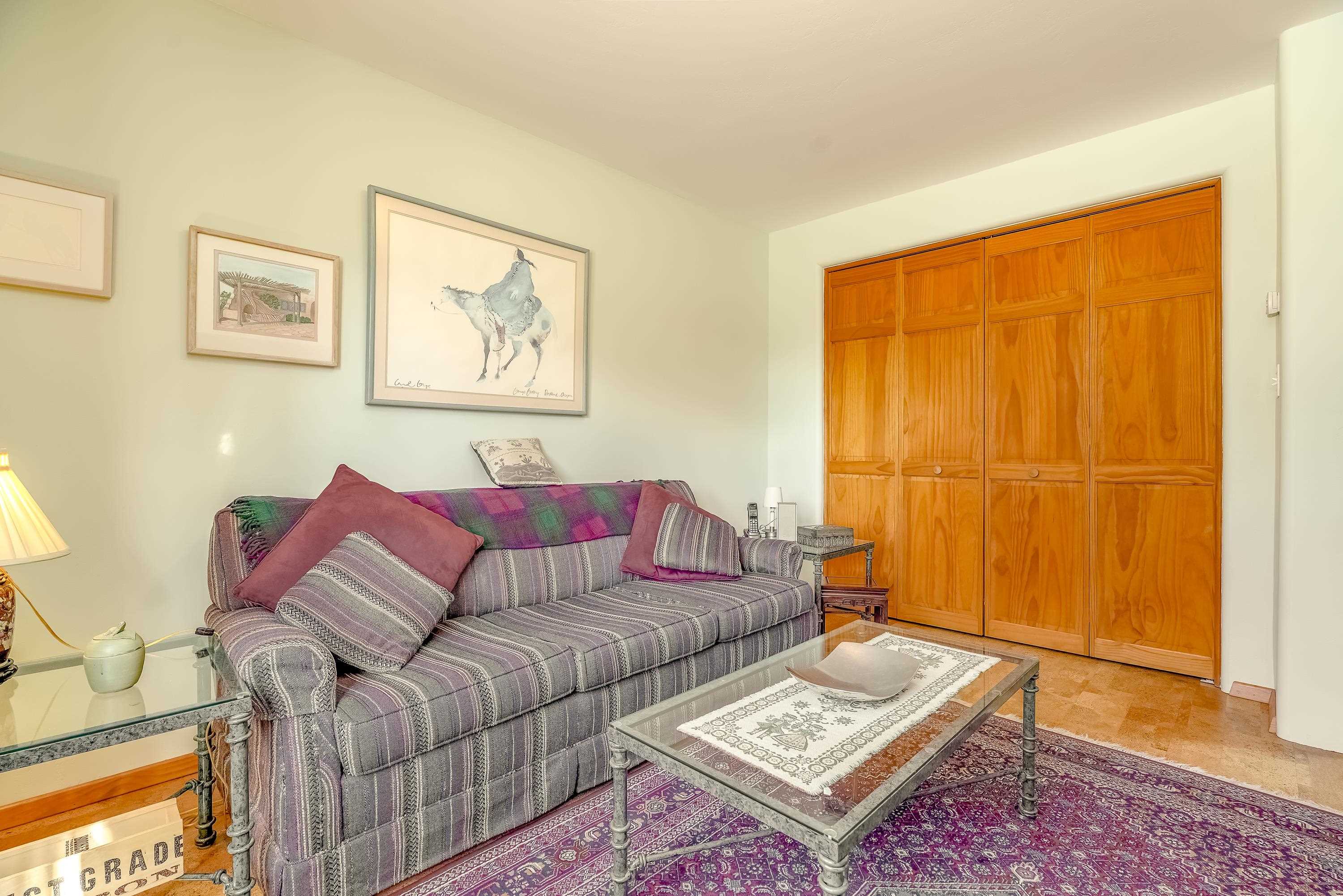 525 La Lomita Unit: H