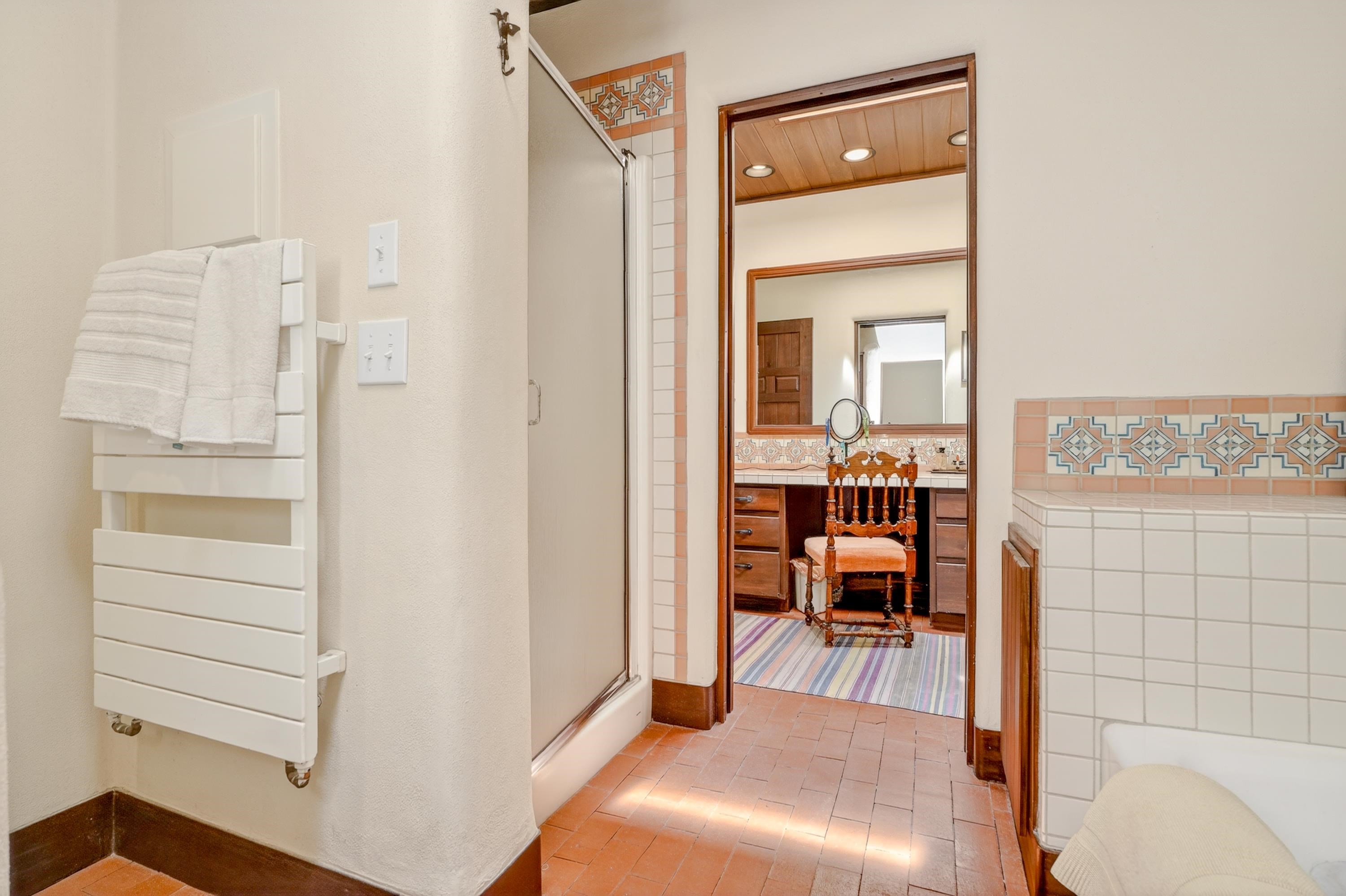 414 Theodora St