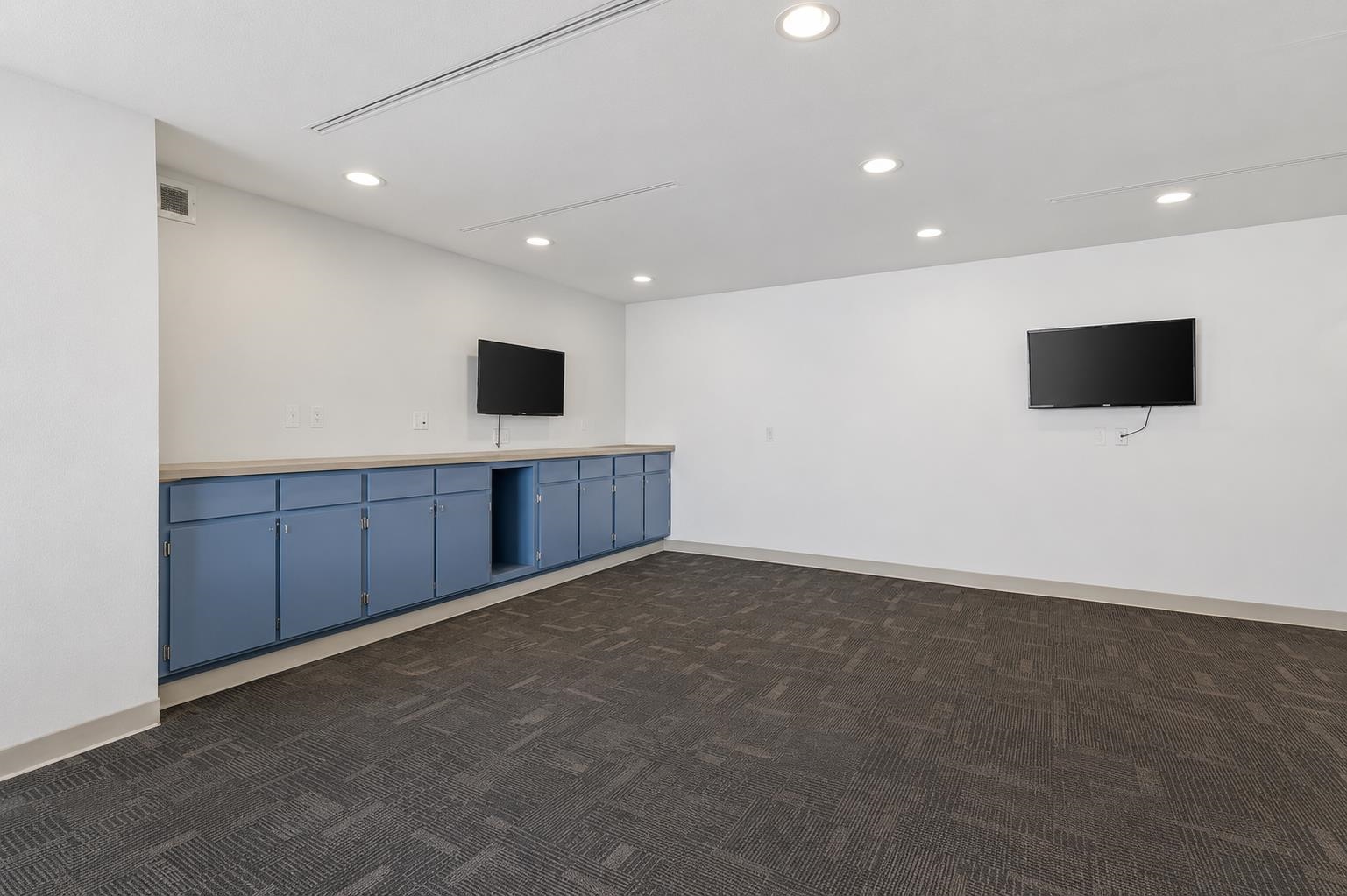 1040 Paseo del Puebllo Sur