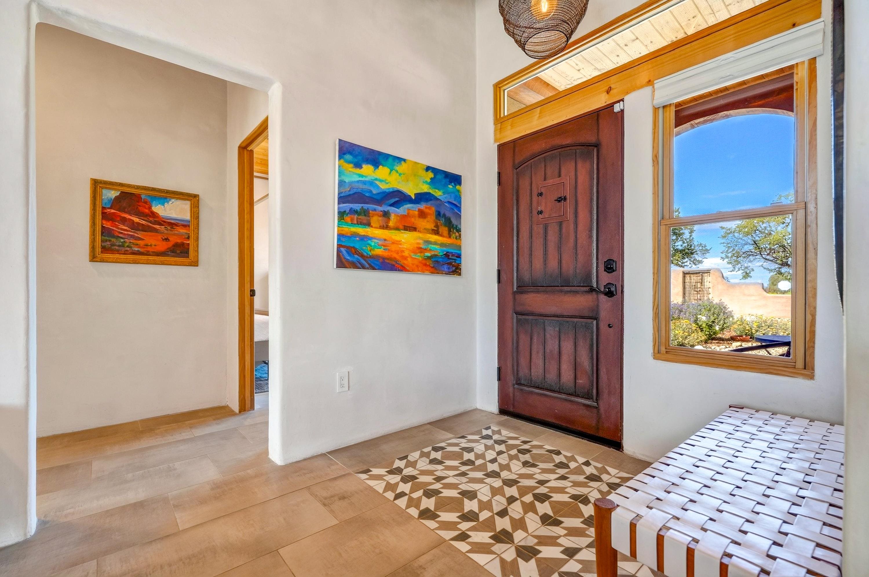 2 La Isla Court