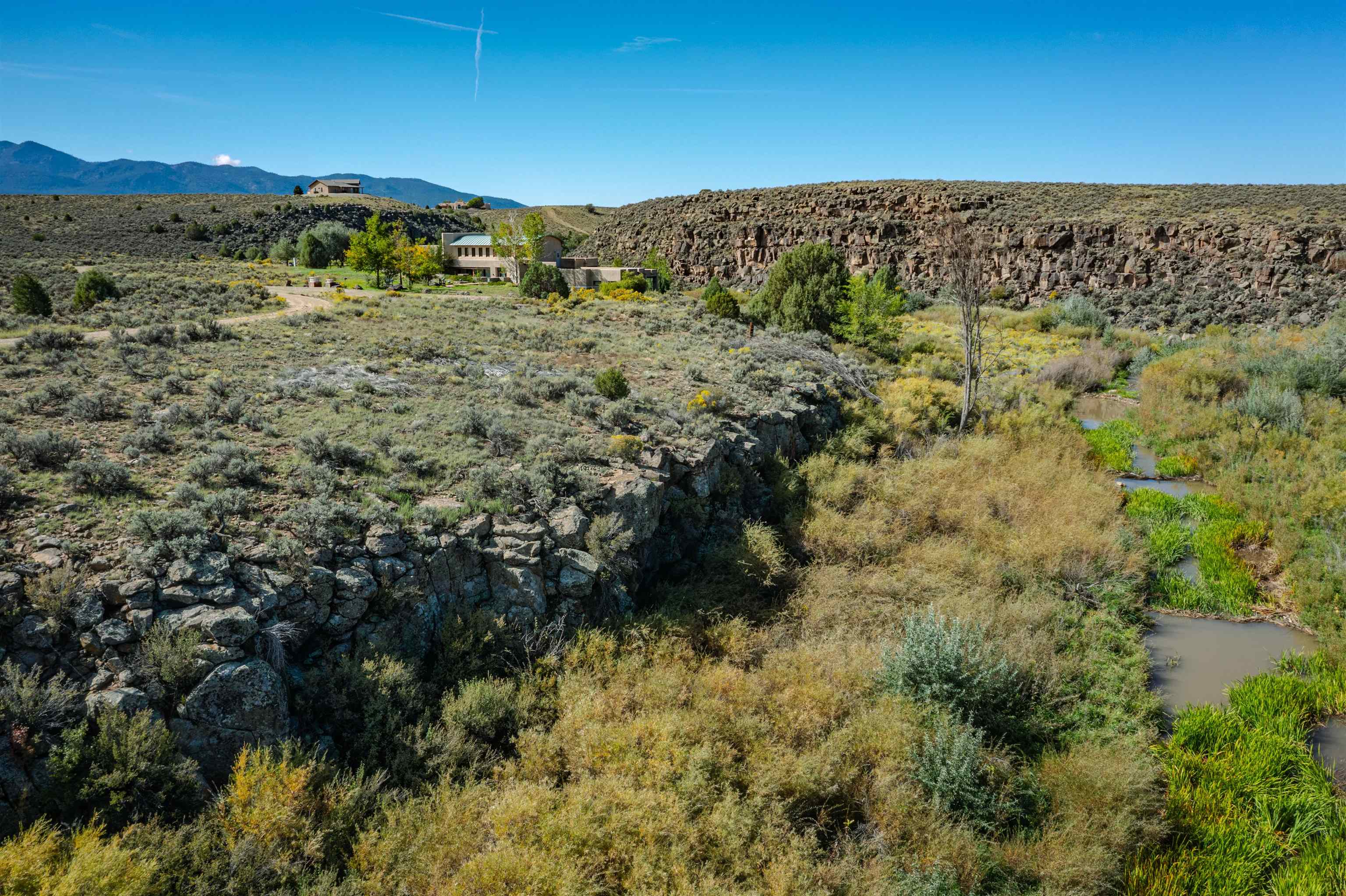 TRCT D1A End of Thomas H Romero Road