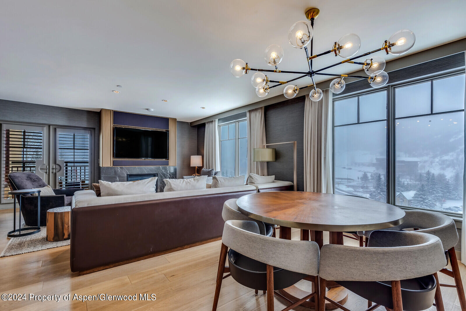 130 Wood Road, 601