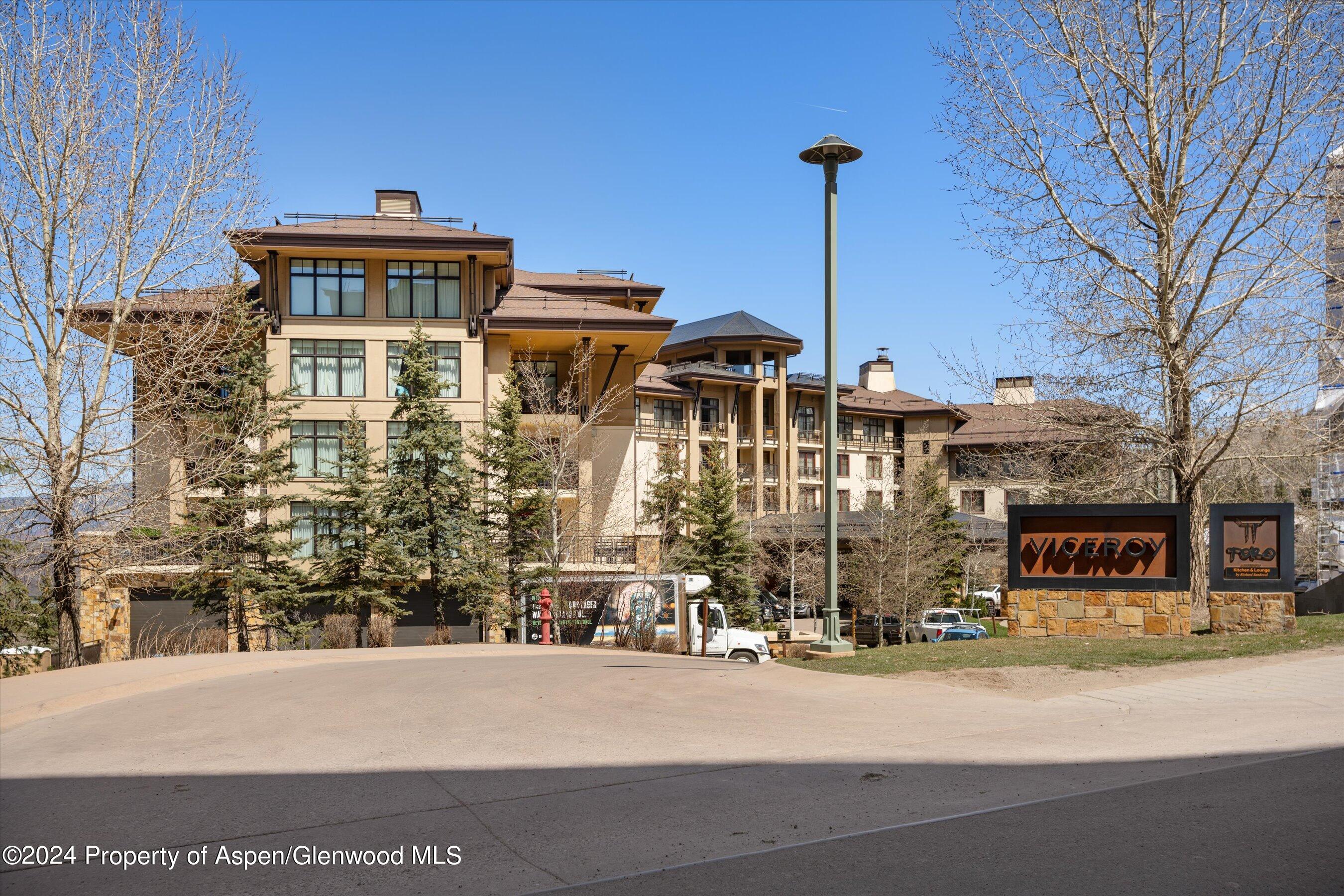 130 Wood Road, 439/441