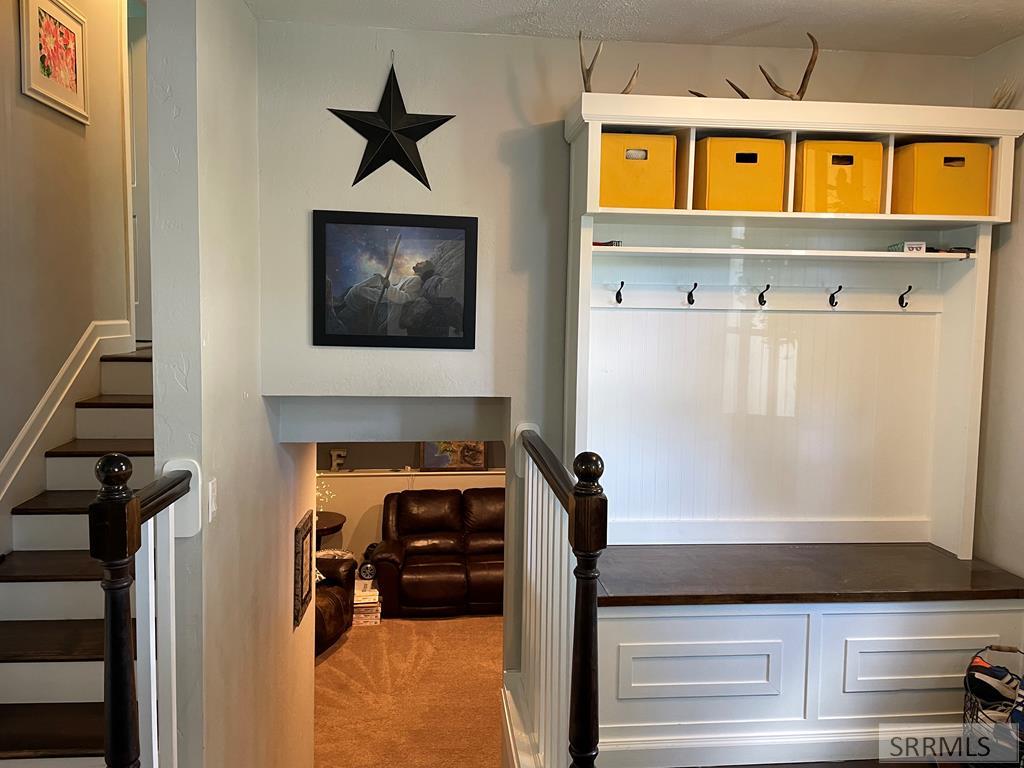 194 S Saint Charles Road