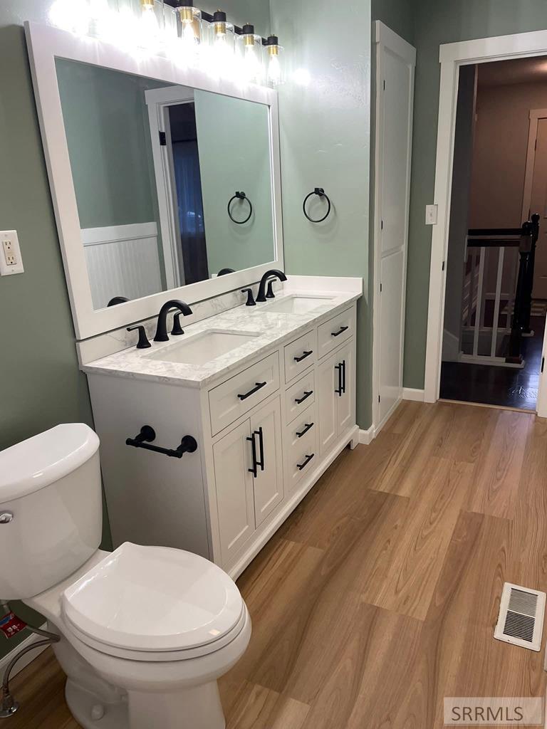 194 S Saint Charles Road