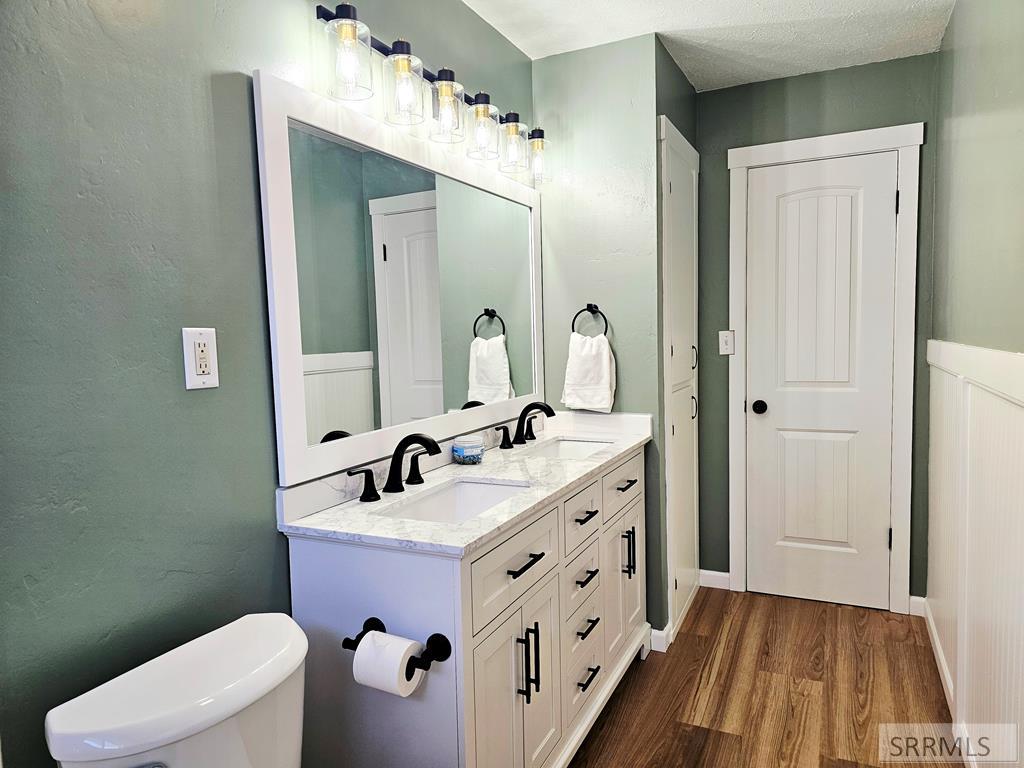 194 S Saint Charles Road