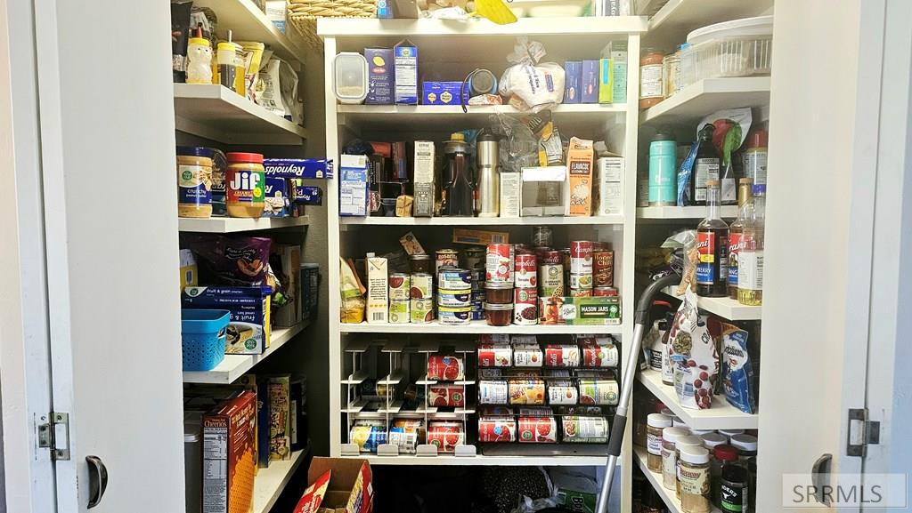 194 S Saint Charles Road