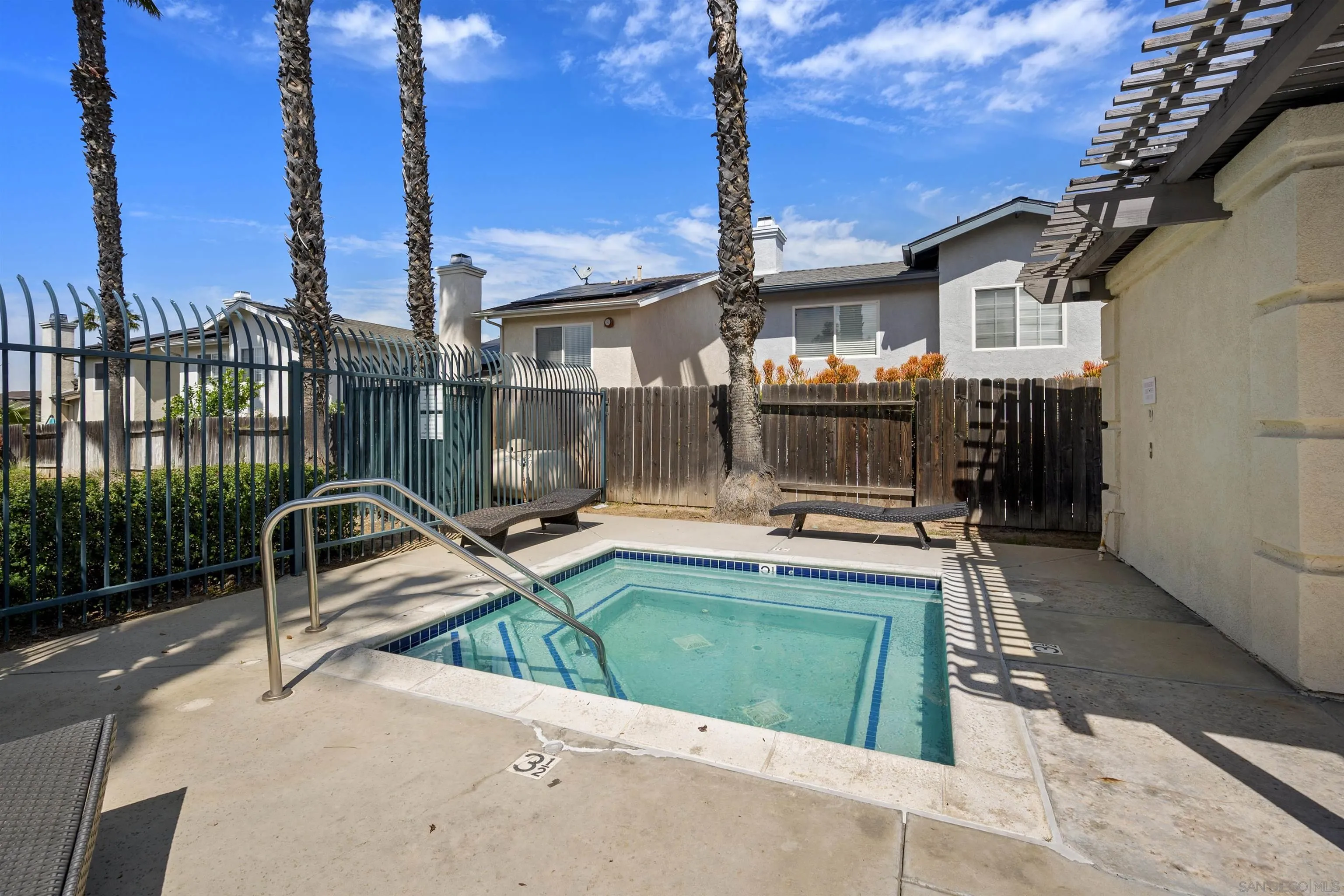 1362 Oak Village Dr