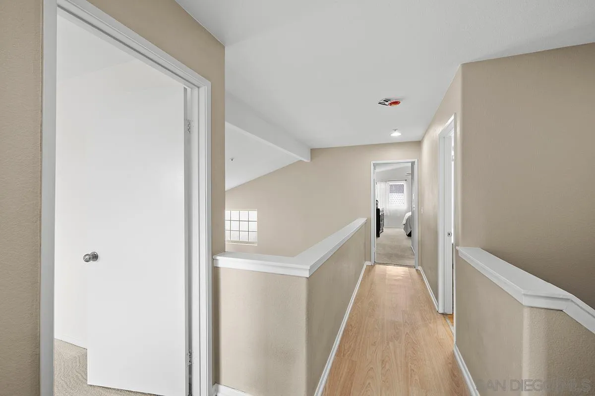 1362 Oak Village Dr