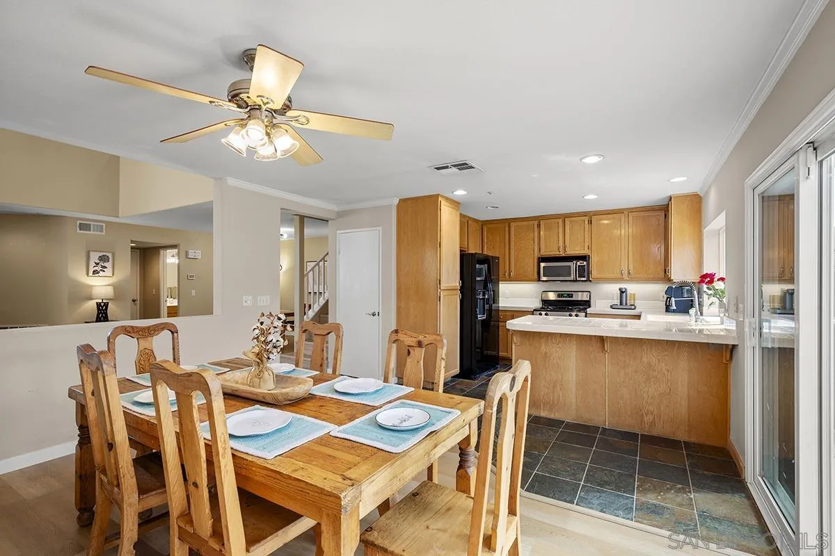 1362 Oak Village Dr