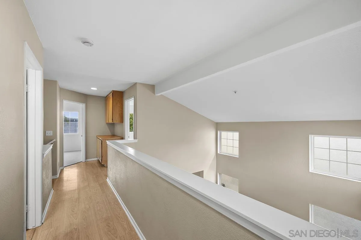 1362 Oak Village Dr