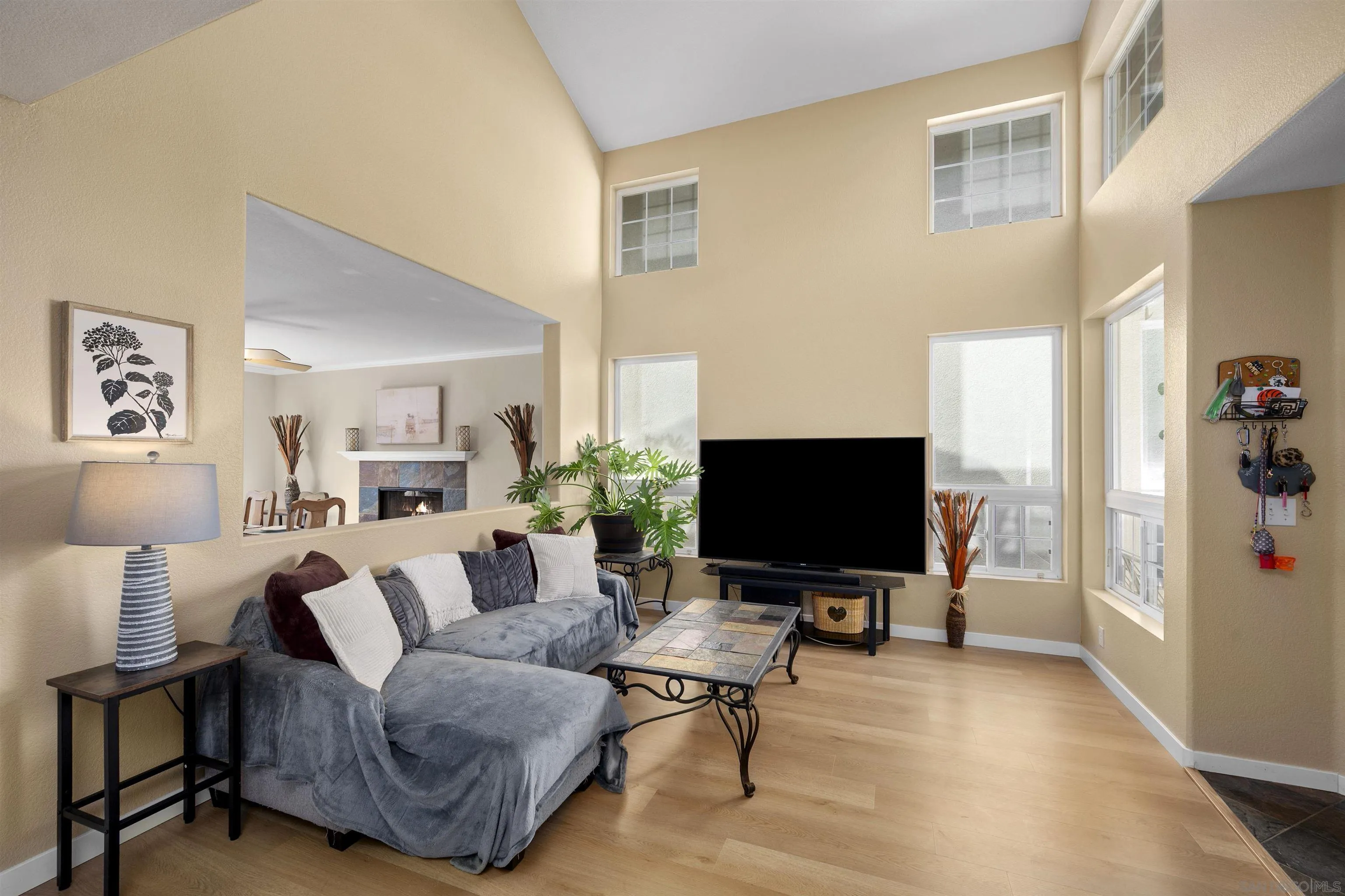 1362 Oak Village Dr