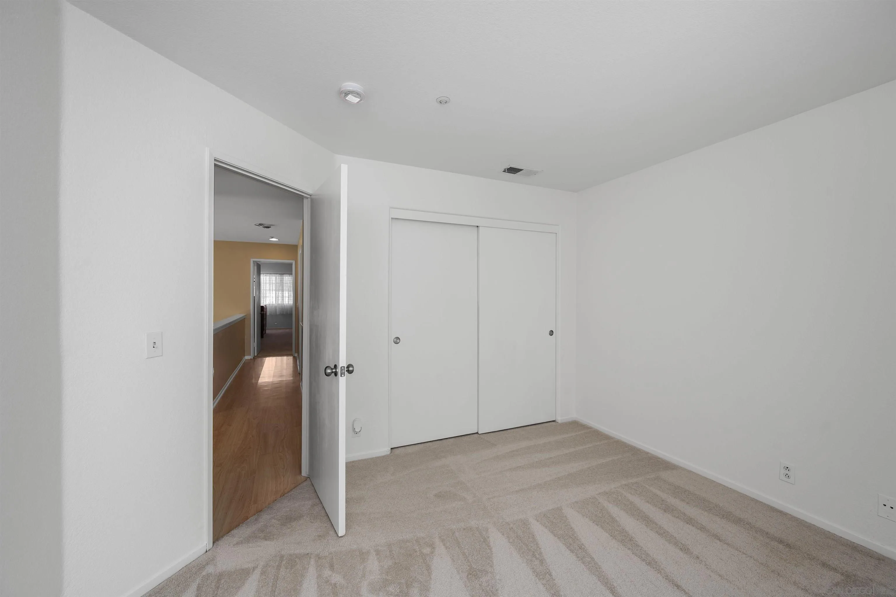 1362 Oak Village Dr