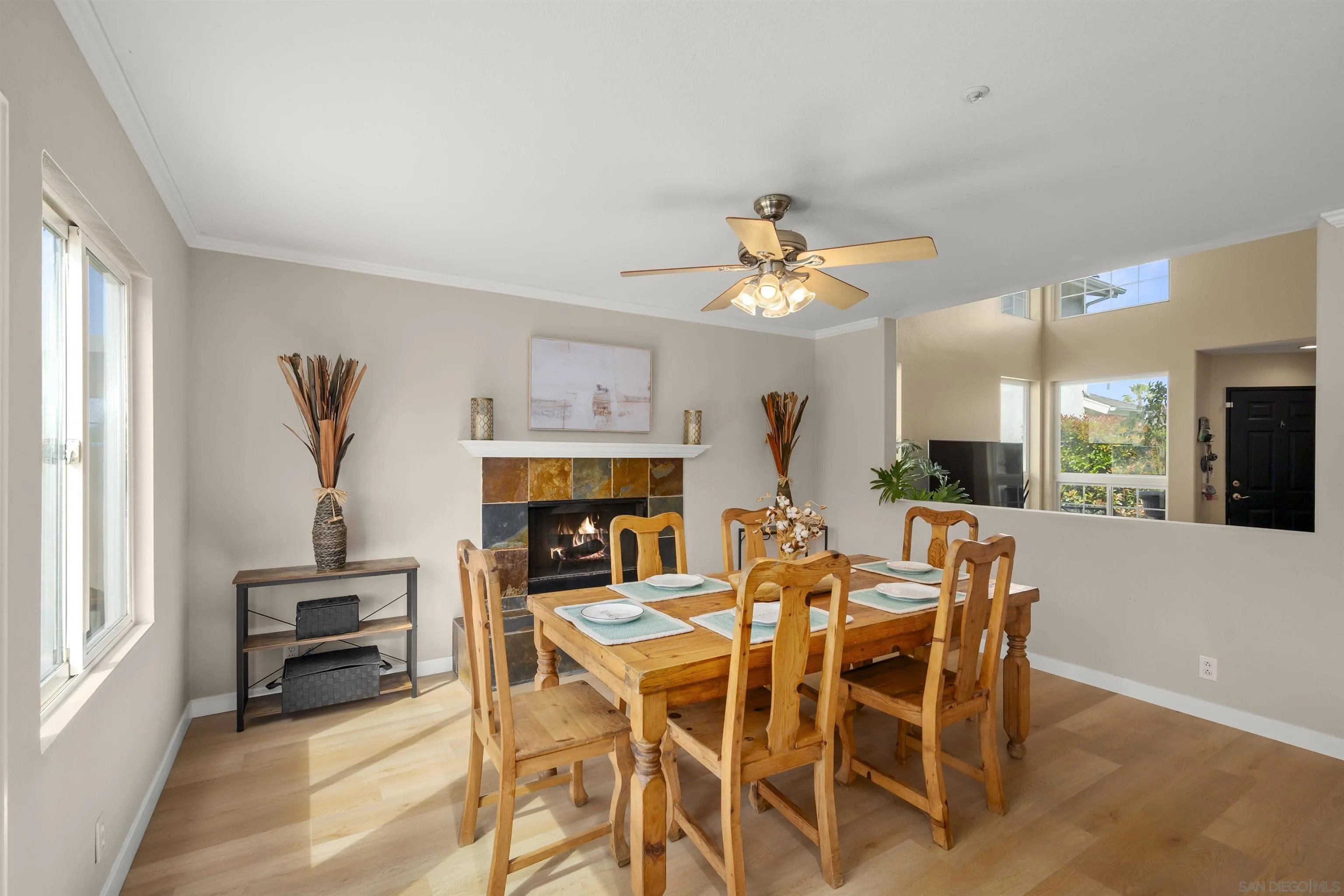 1362 Oak Village Dr