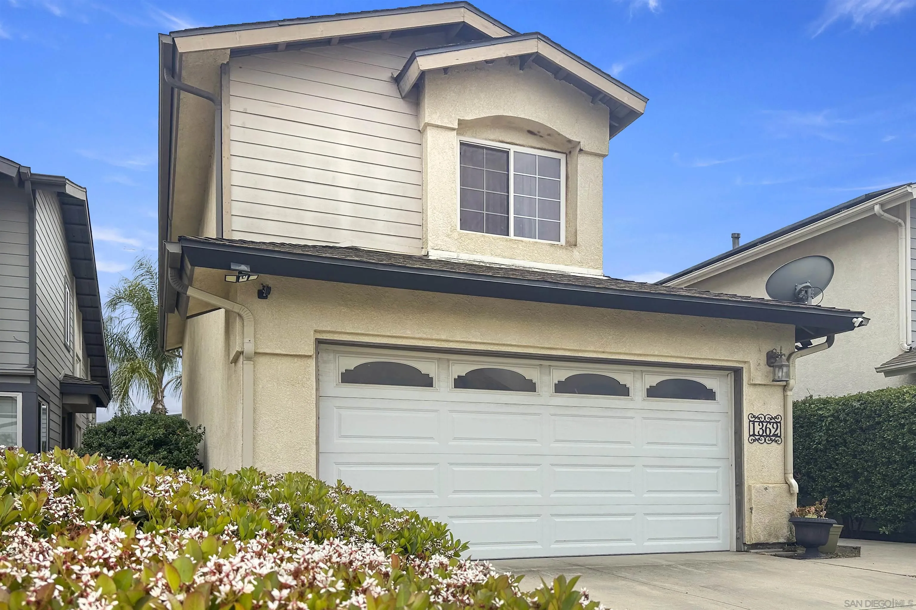 1362 Oak Village Dr