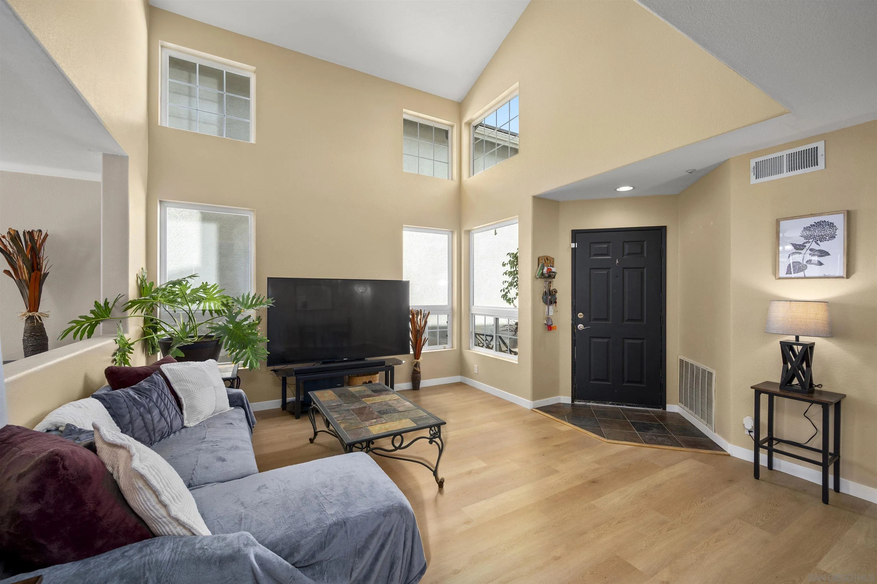 1362 Oak Village Dr