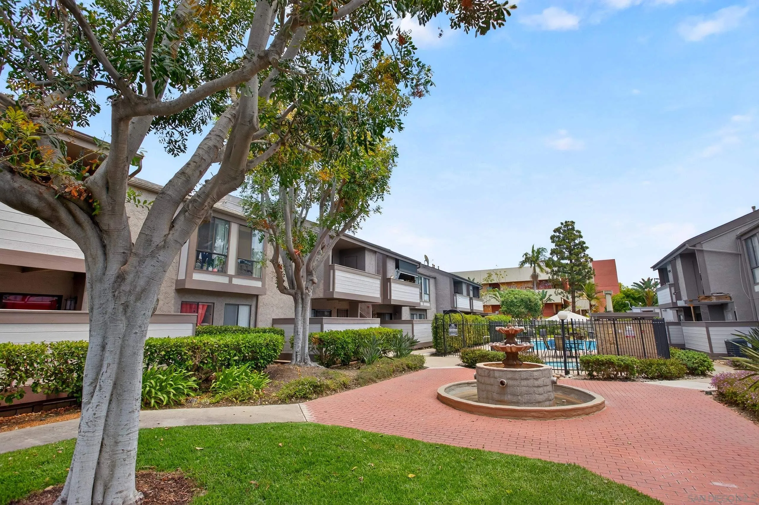 9130 Gramercy Dr Unit 411