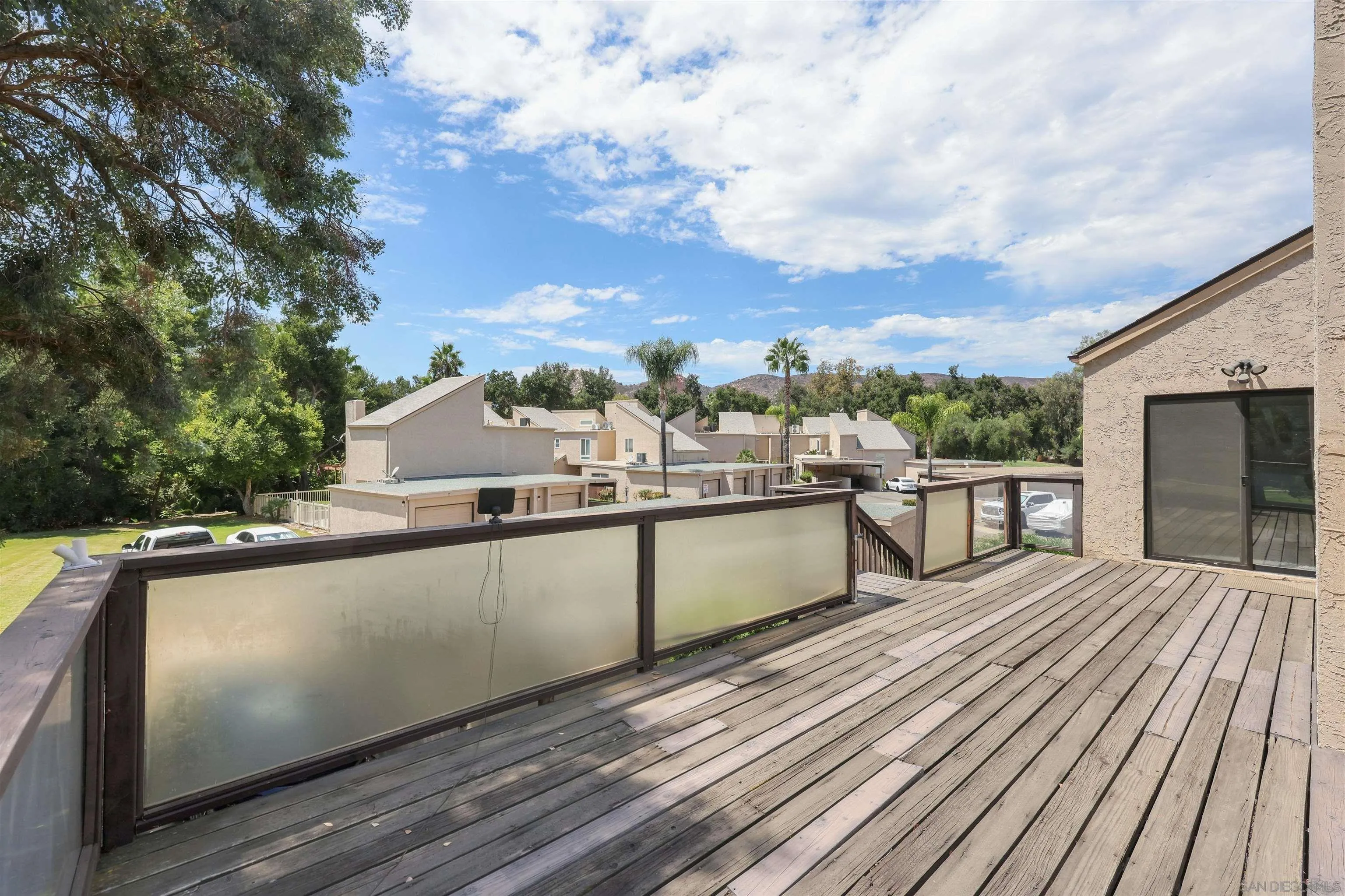 23621 Country Villa Rd