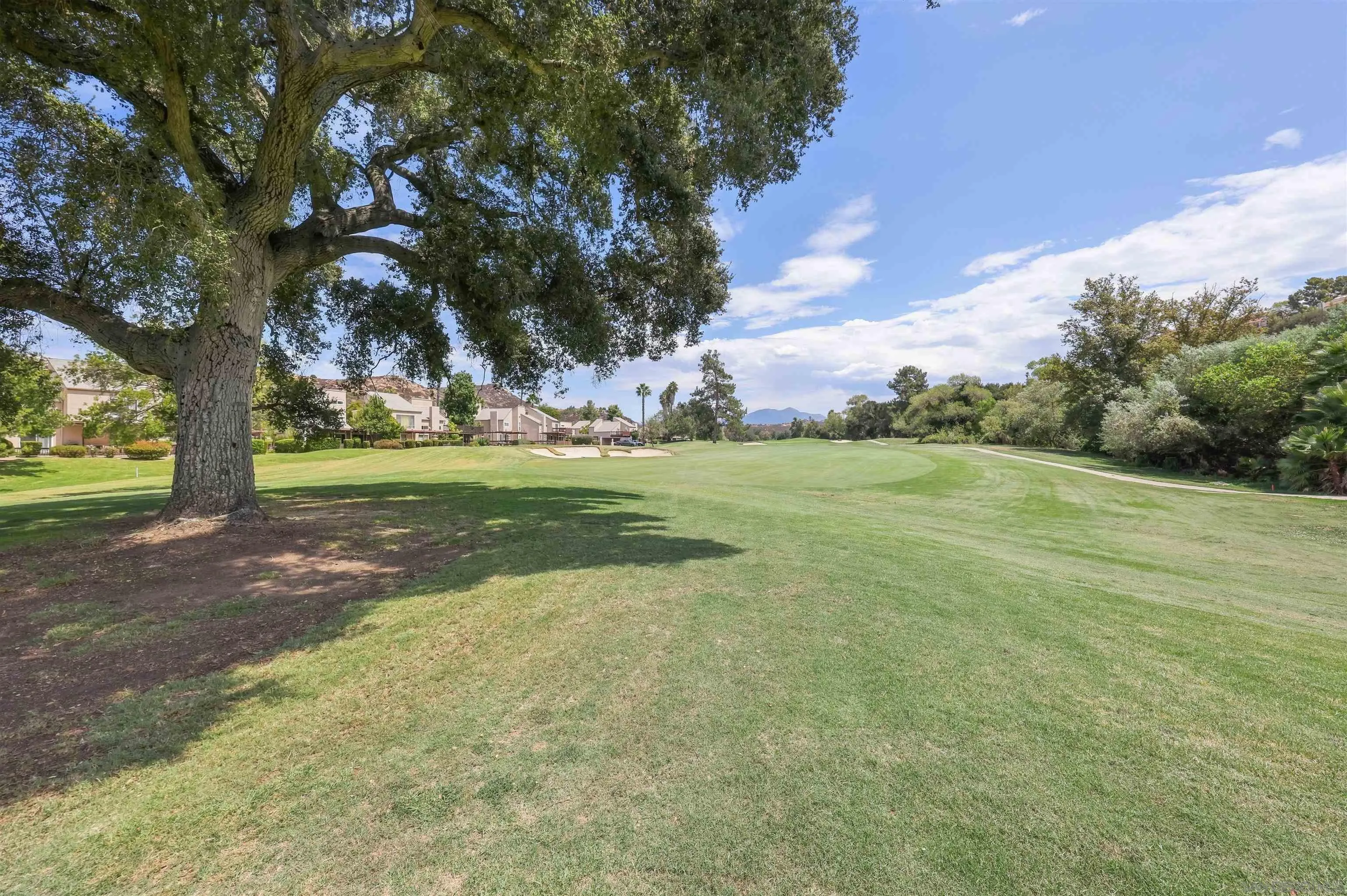 23621 Country Villa Rd