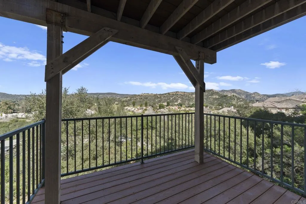 15615 Vista Vicente Drive Unit 18