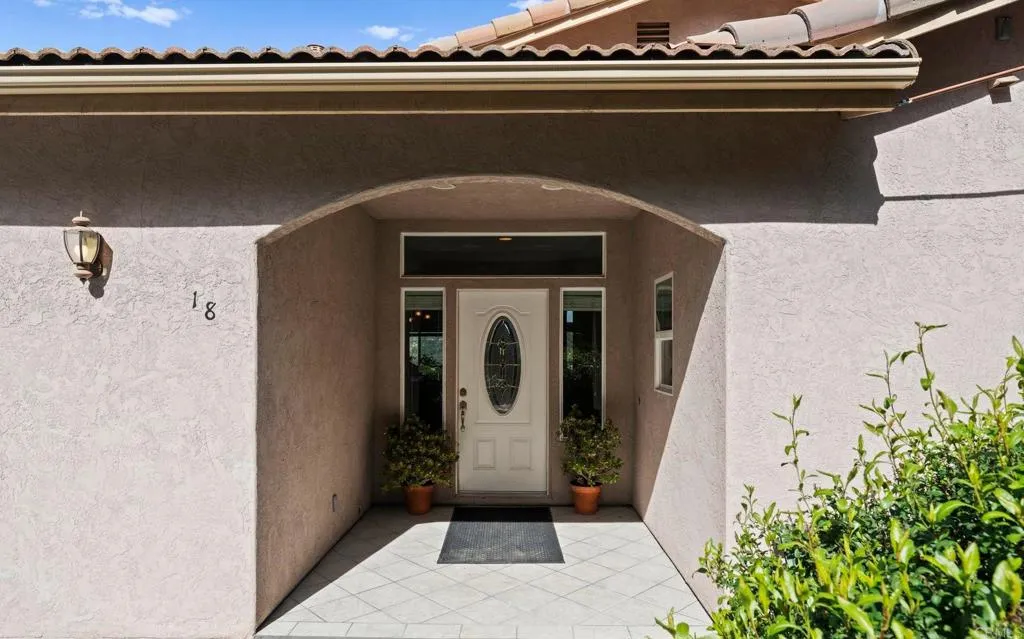 15615 Vista Vicente Drive Unit 18