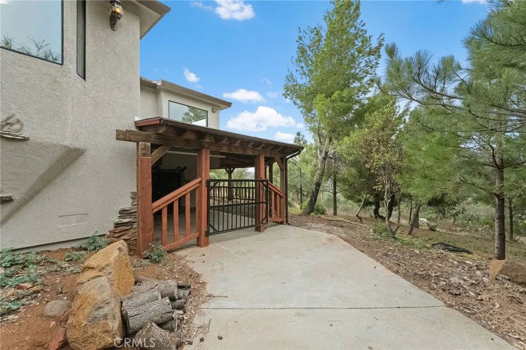 4251 Highway 79