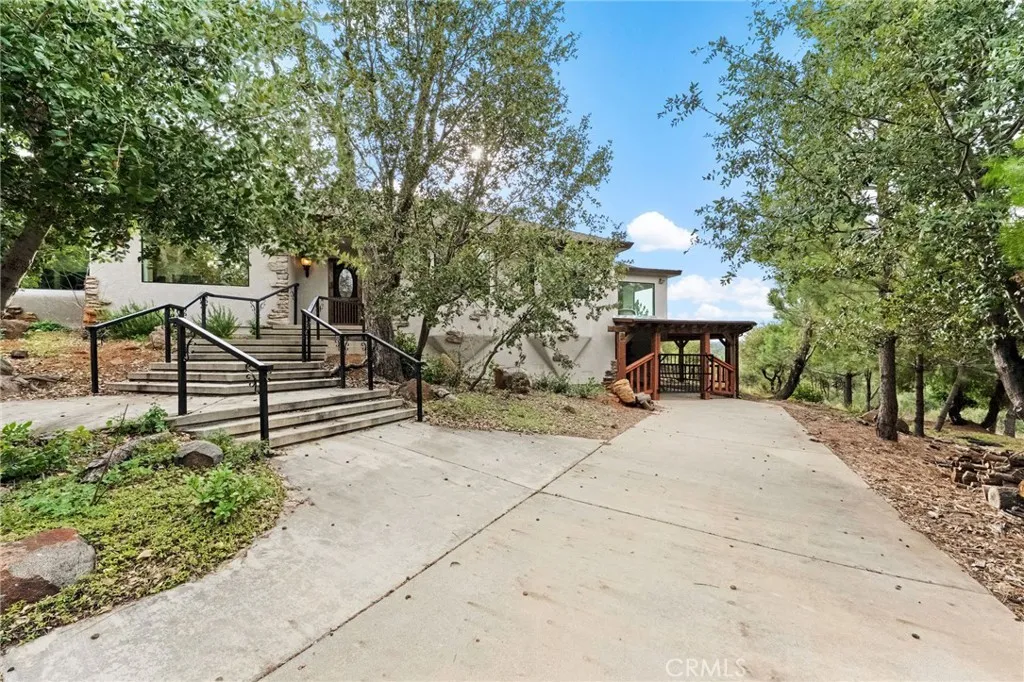 4251 Highway 79