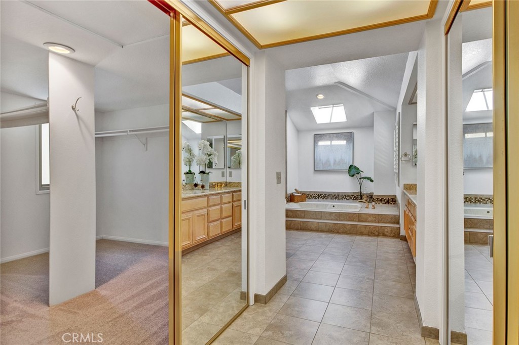 4411 E Cerro Villa Drive
