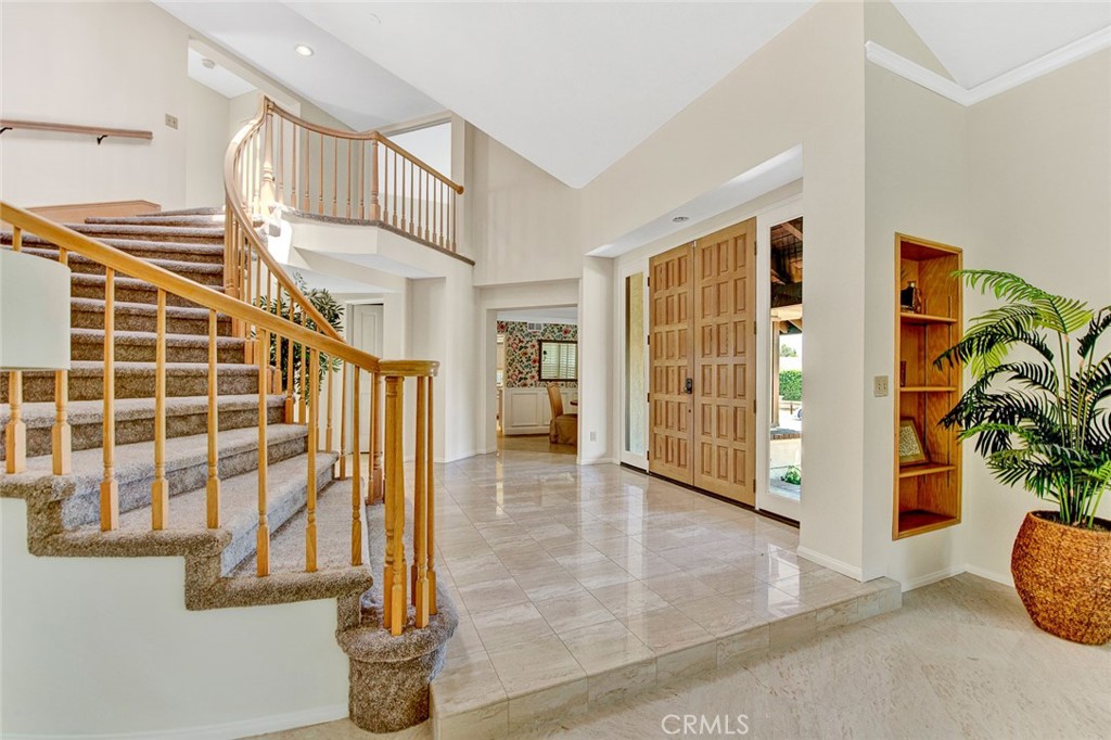 4411 E Cerro Villa Drive
