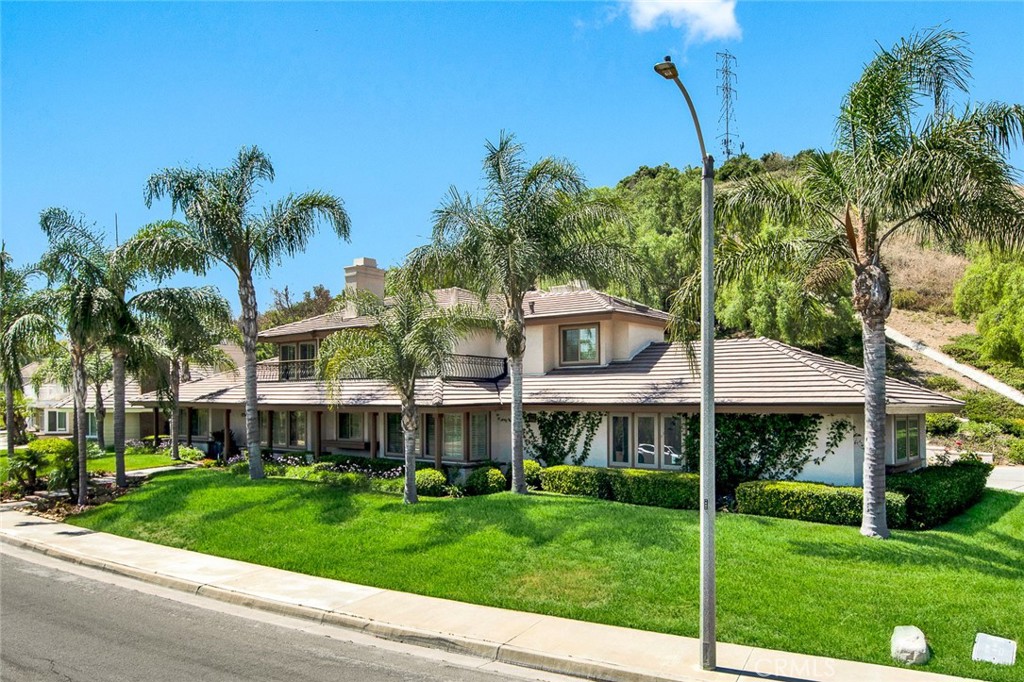 4411 E Cerro Villa Drive