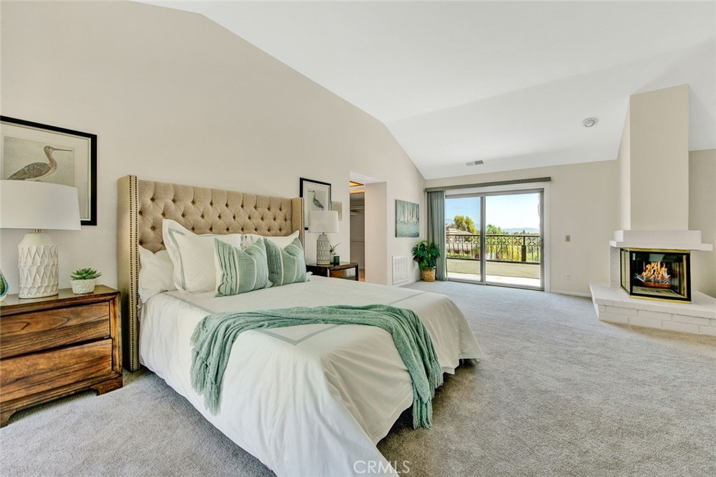 4411 E Cerro Villa Drive