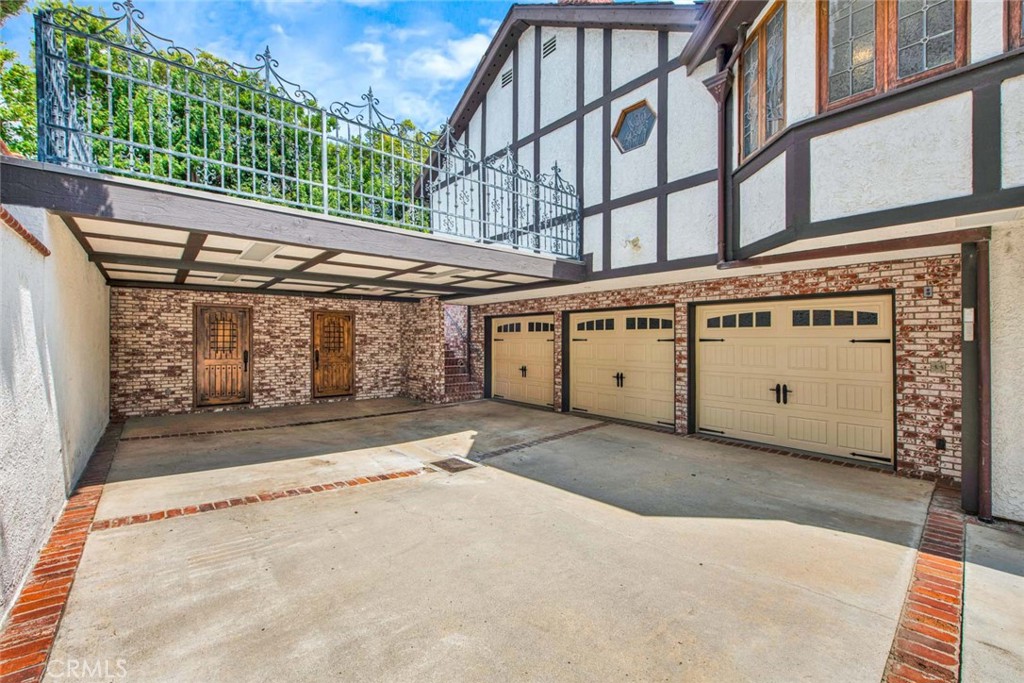 19241 Canyon Drive