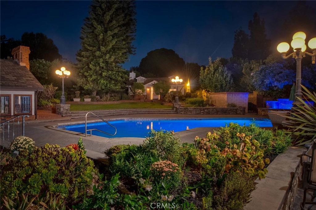 19241 Canyon Drive