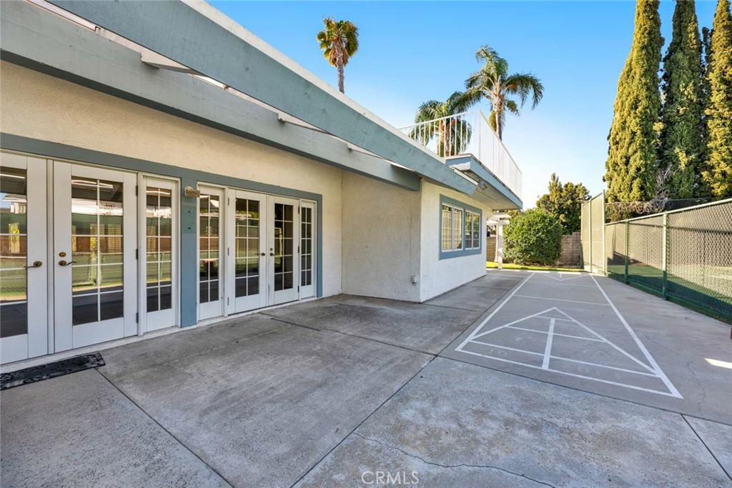 18511 Durfee Circle
