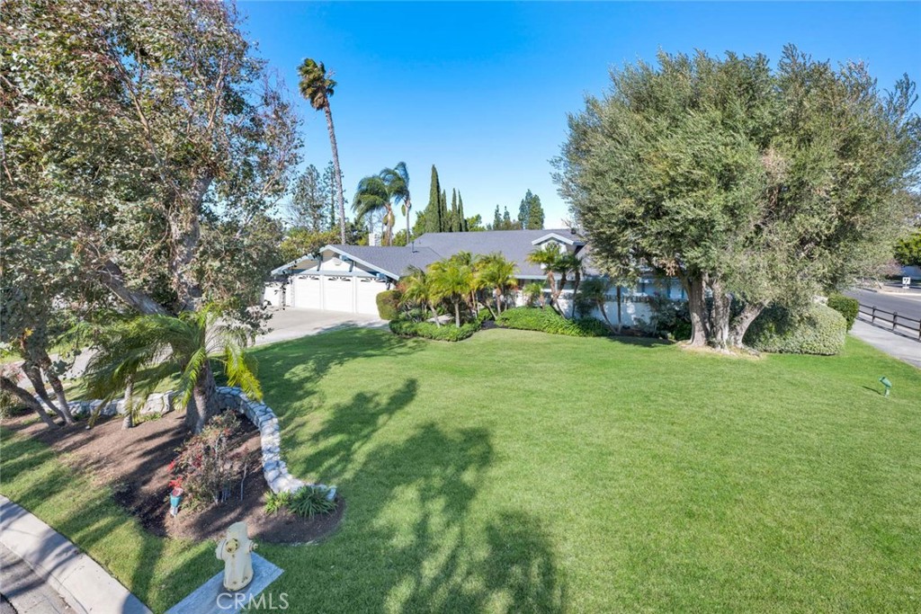 18511 Durfee Circle