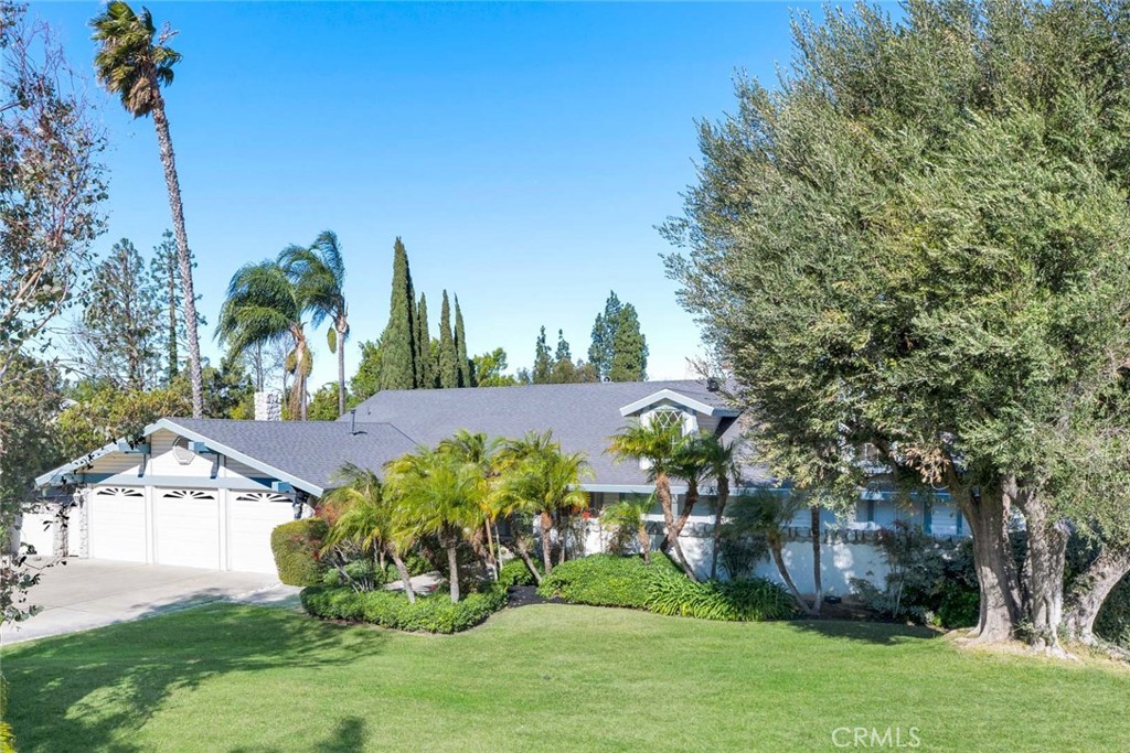 18511 Durfee Circle