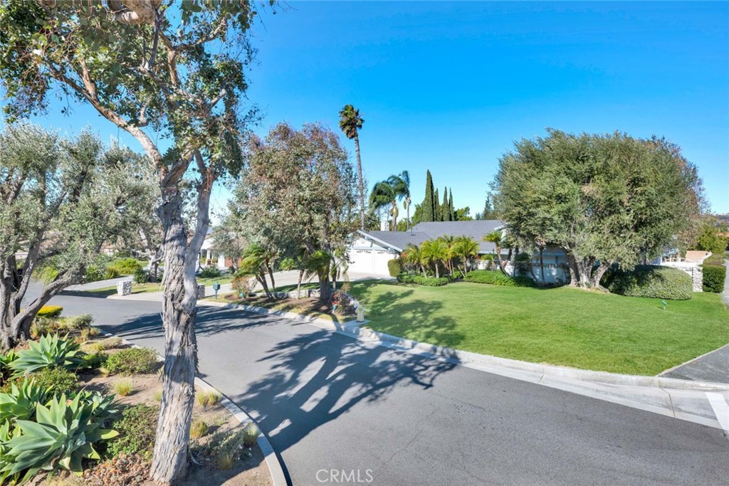 18511 Durfee Circle