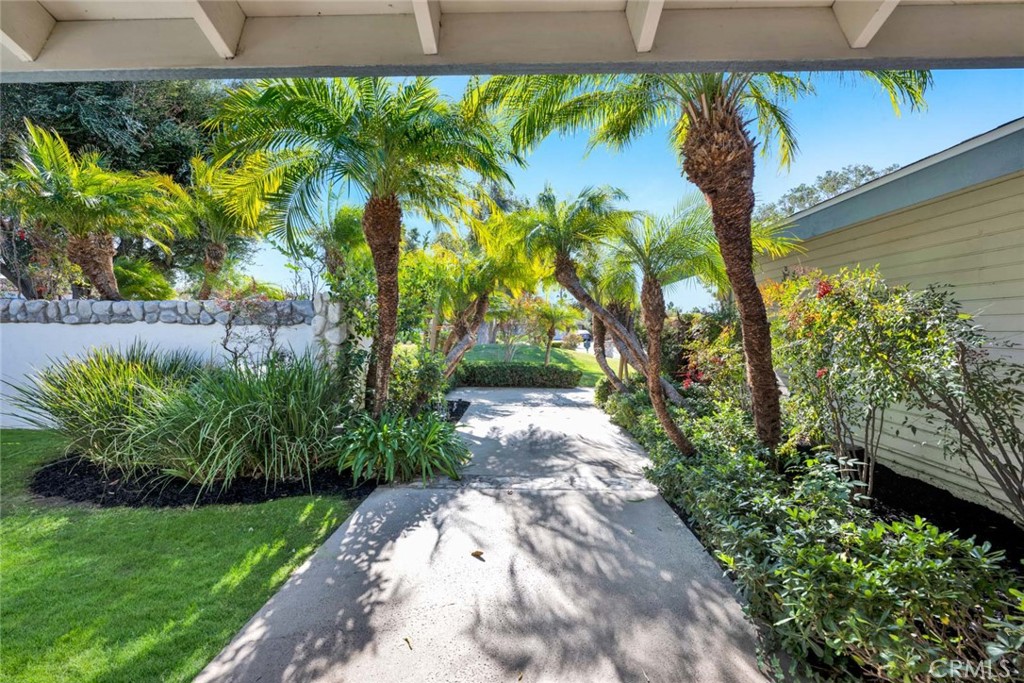 18511 Durfee Circle