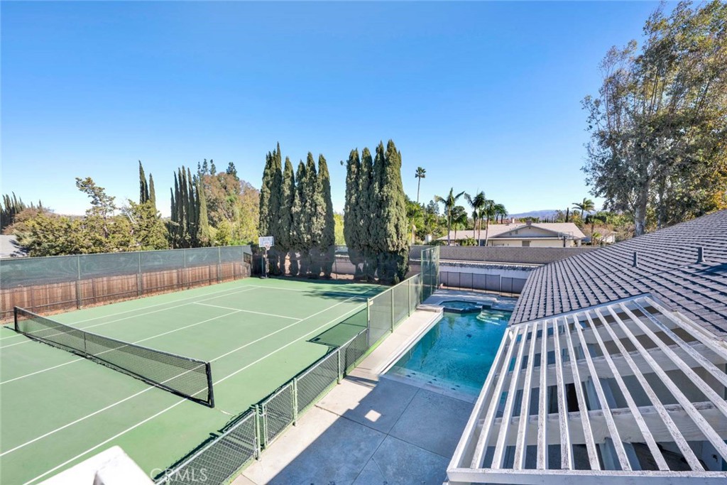18511 Durfee Circle