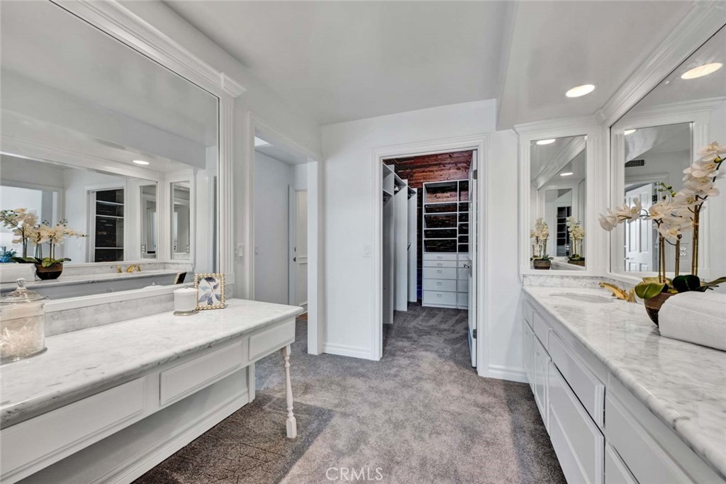 18511 Durfee Circle