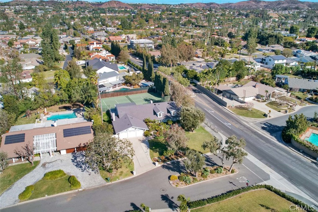 18511 Durfee Circle