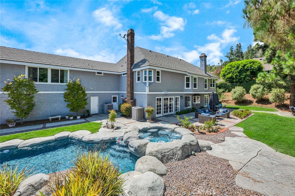 18731 Monte Vista Circle