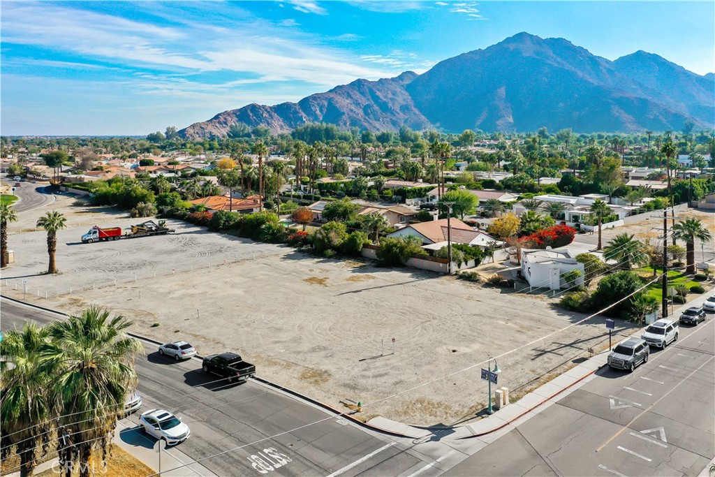 78181 Avenida La Fonda