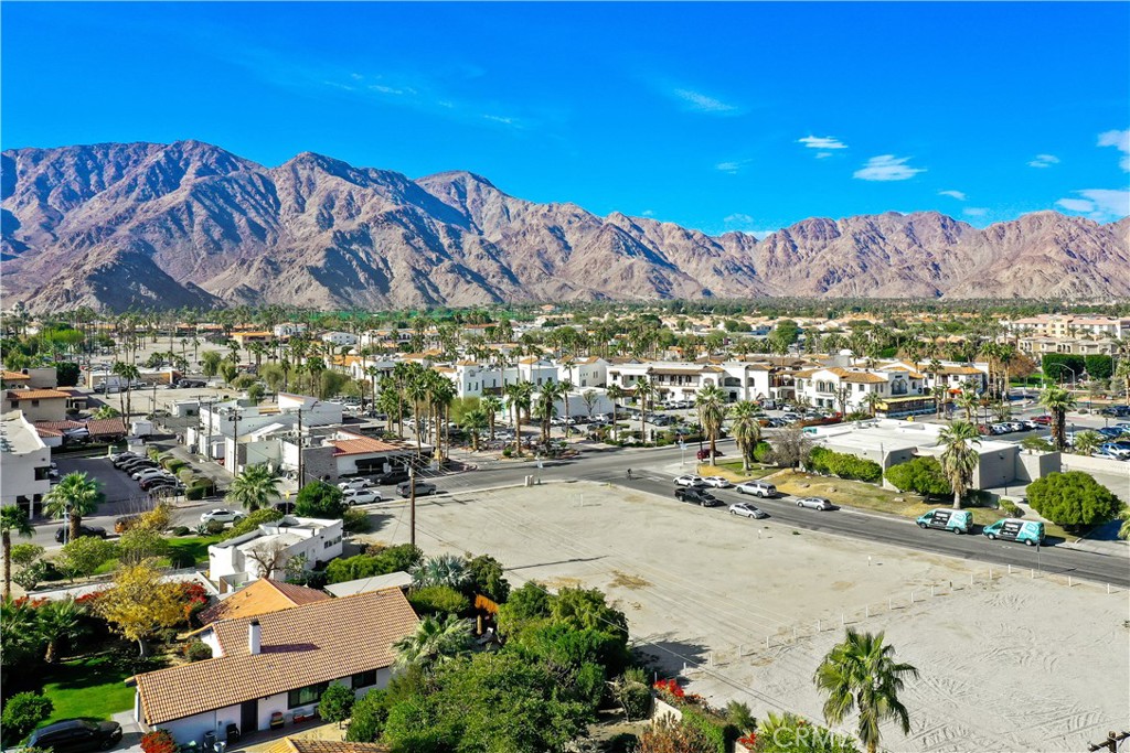 78181 Avenida La Fonda
