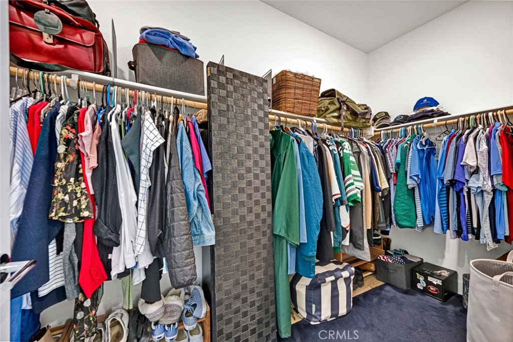 1270 E Providence Loop