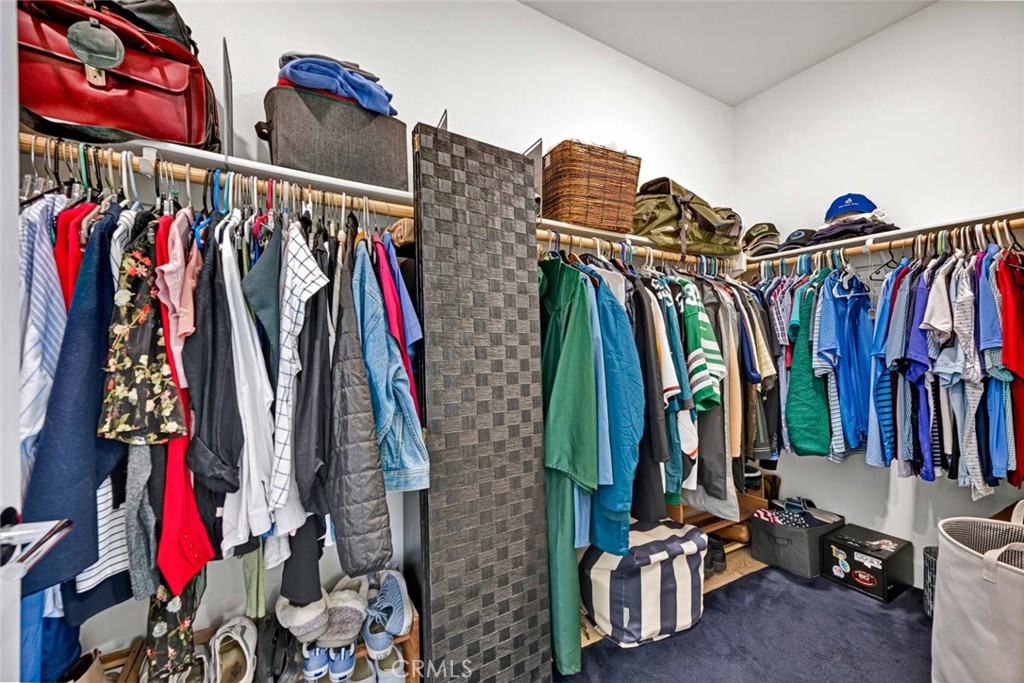 1270 E Providence Loop