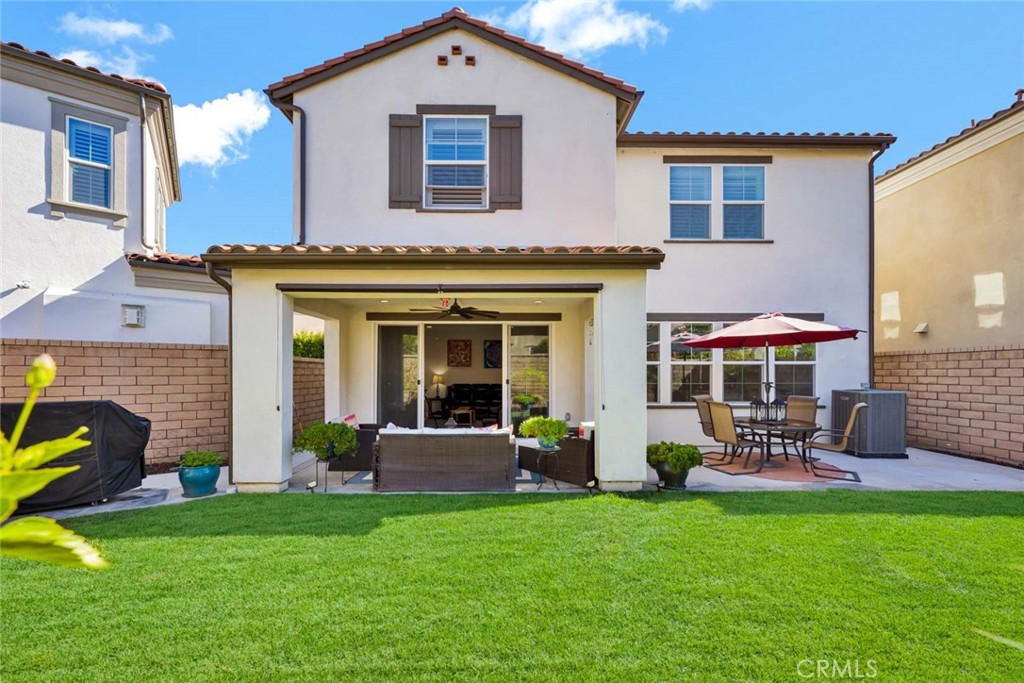 1270 E Providence Loop