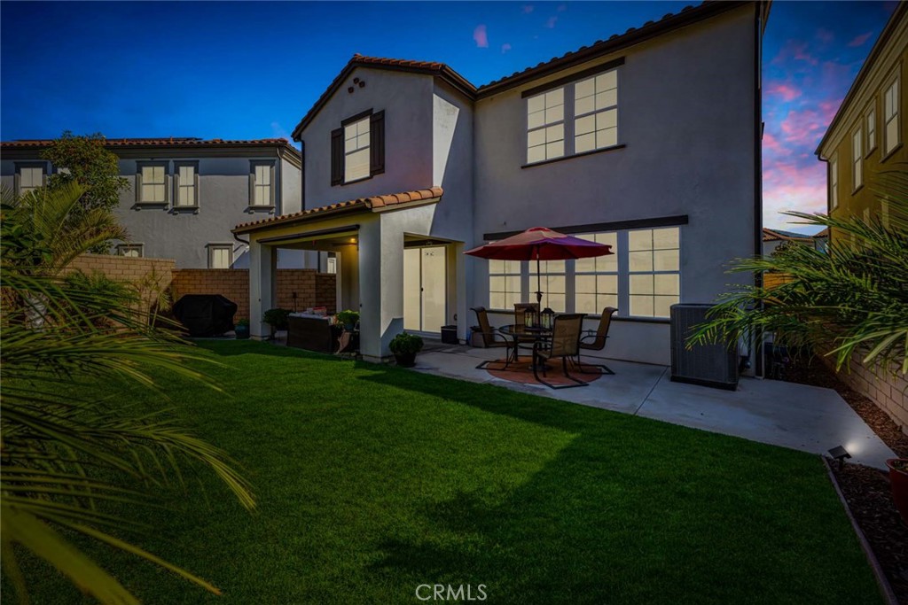 1270 E Providence Loop