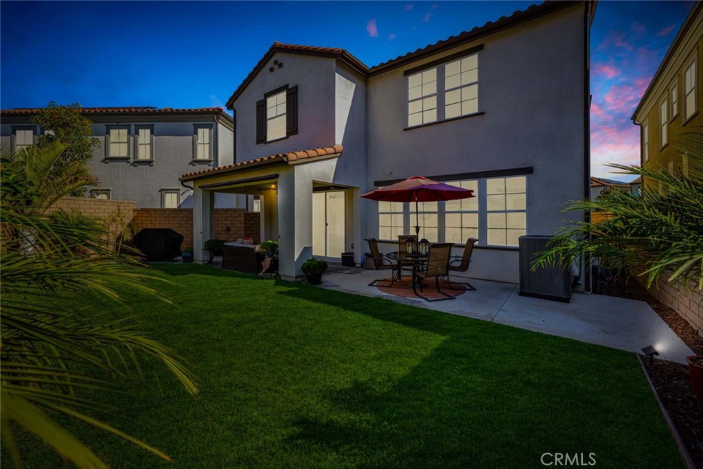 1270 E Providence Loop